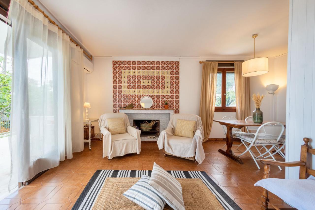 To Ktimataki Villa Agios Gordios  Exteriör bild